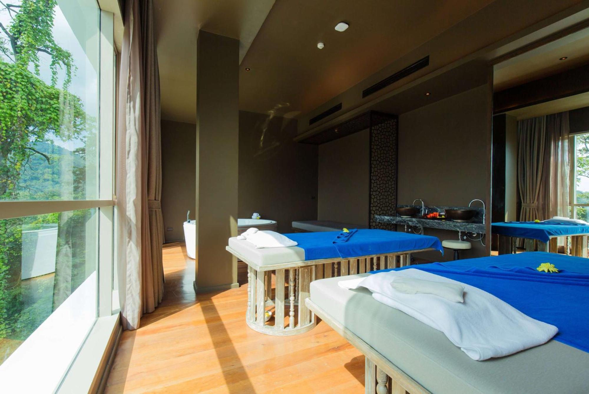 Wyndham Grand Phuket Kalim Bay Kamala Beach